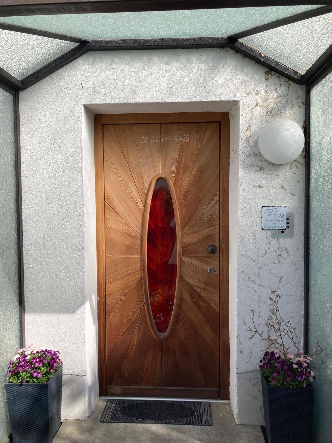 Immobilie in Fraunberg - Geräumiges 2 Familienhaus mit großem Garten in Fraunberg OT Maria Thalheim - Bild 2