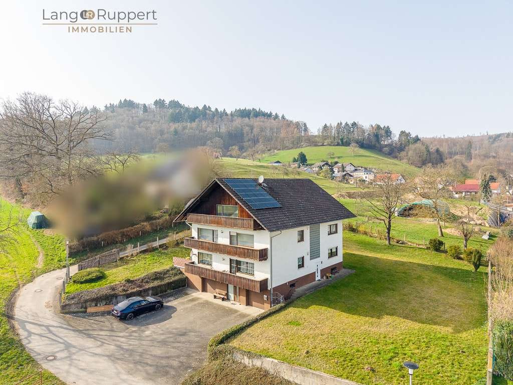 Immobilie in Heppenheim - Wohnen mit viel Platz und Potenzial – Zweifamilienhaus mit Gartenidylle - Bild 0