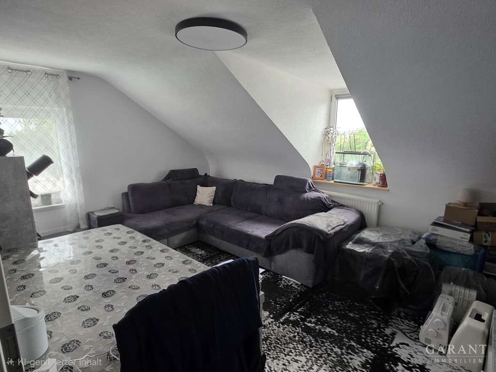 Immobilie in Rosenfeld - 4 Zimmer-Dachgeschoss-Wohnung in Rosenfeld - attraktive Kapitalanlage - Bild 1