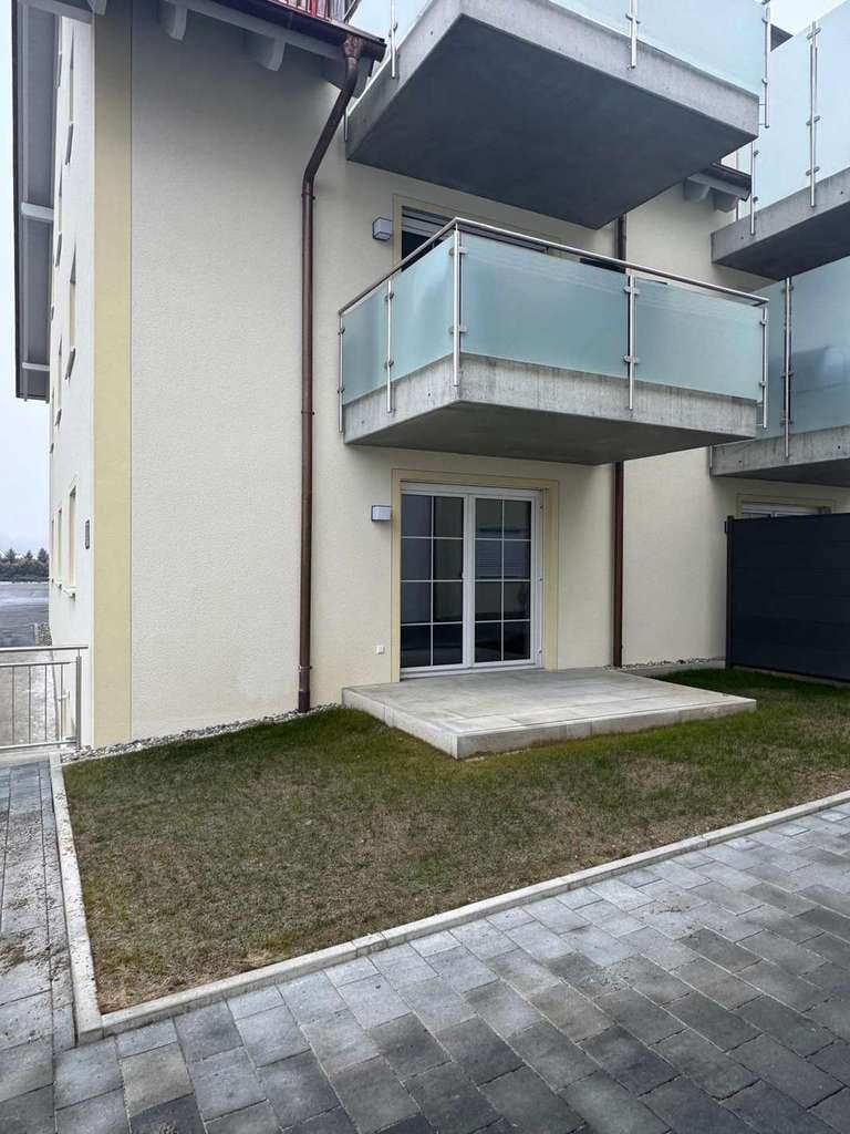 Immobilie in Rot an der Rot - Neuwertig.Barrierefrei.Geräumig. – Moderne 4-Zi.-Erdgeschosswohnung ruhig & naturverbunden - Bild 3