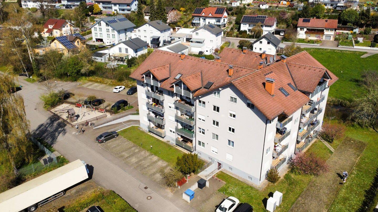 Immobilie in Wutöschingen - Helle 3-Zimmer-Wohnung mit viel Licht und Balkon - Bild 1
