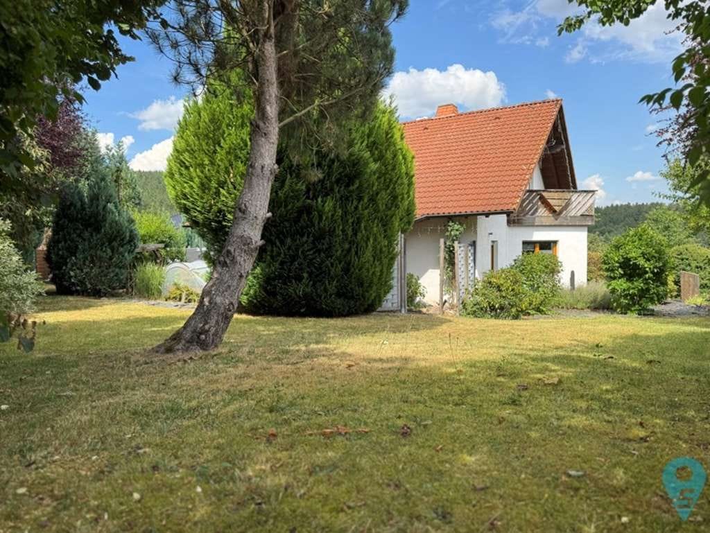 Immobilie in Langweiler - Langweiler - dort wo andere Ferien machen. Tolles EFH m. Carport, Pool  & himmlischen Garten - Bild 2