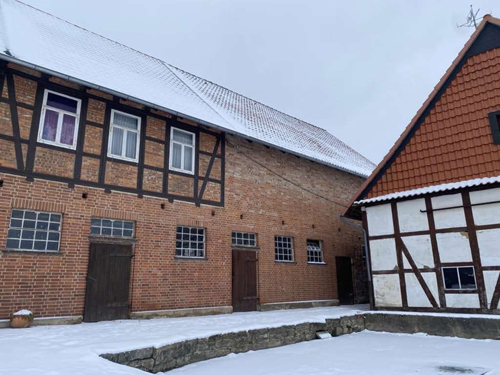 Immobilie in Freden (Leine) - Ein Hof mit Geschichte - Großzügiges Anwesen mit Fachwerkhaus! - Bild 1