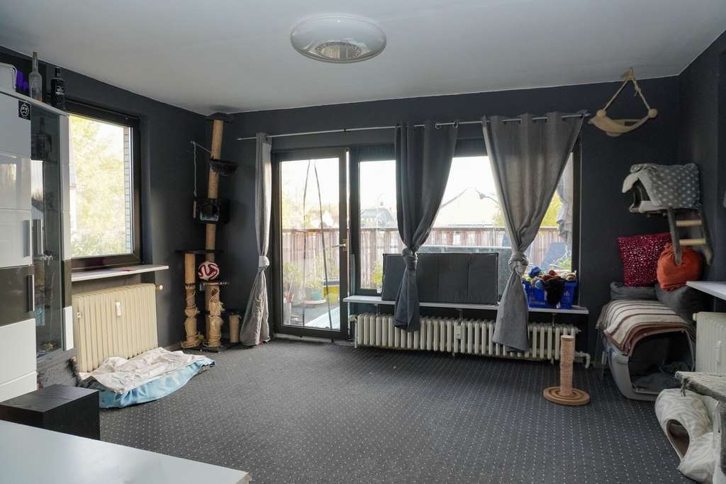 Immobilie in Lengede - Eigentumswohnung mit 184 m² und Ausbaupotenzial im Herzen von Lengede - Bild 1