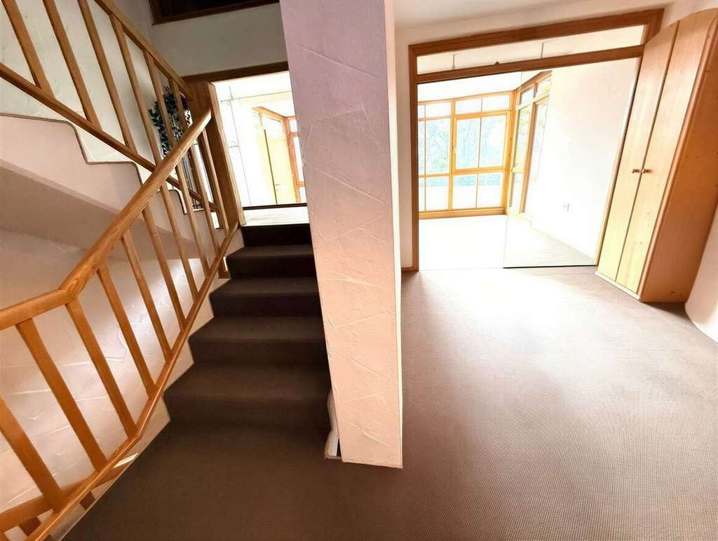 Immobilie in Donauwörth - Familiendomizil der Superlative - LEBEN in vollen Zügen - Bild 4