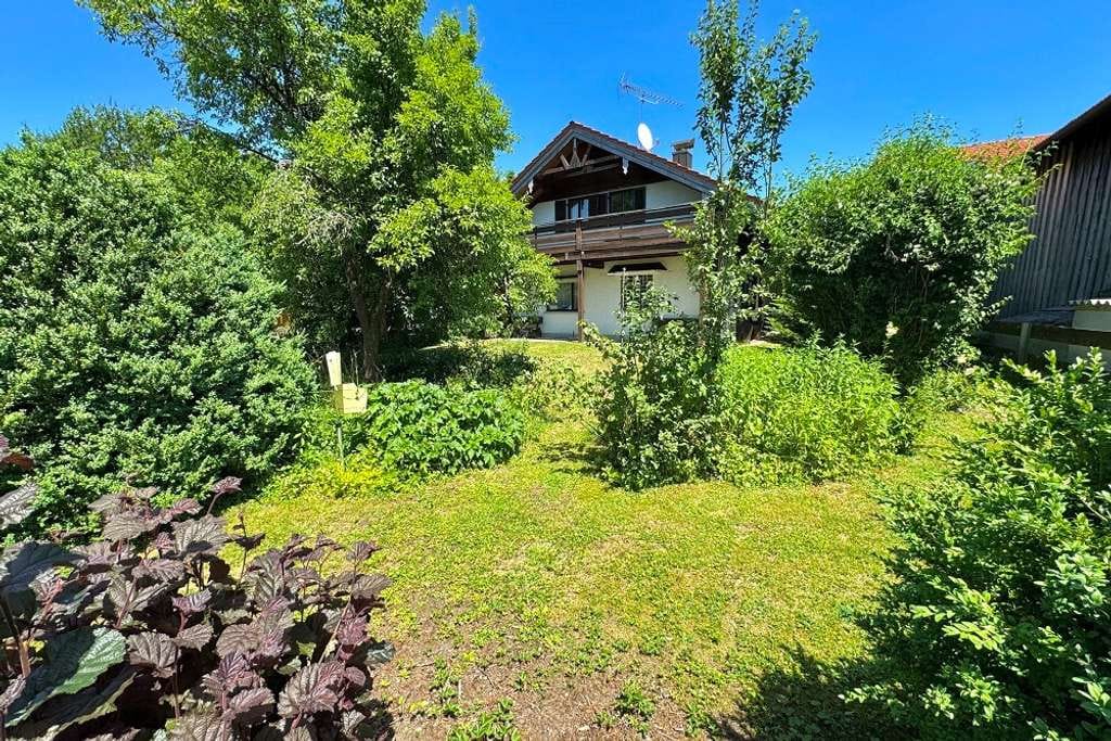 Immobilie in Valley - *NEU* Charmantes Einfamilienhaus mit großem Garten und Potential in ruhiger Lage von Mitterdarching - Bild 2