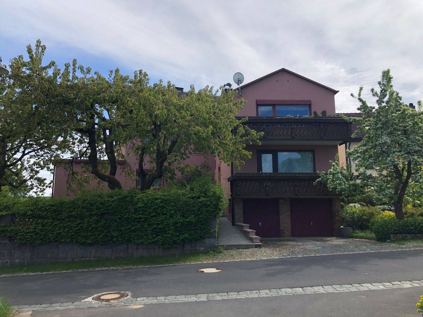 Immobilie in Arzberg - Dorfidyll für die große Familie! - Bild 0