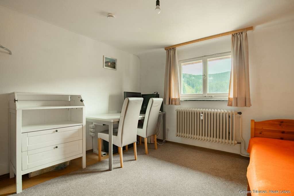 Immobilie in Titisee-Neustadt - Renditeknaller! Maisonettewohnung als WG vermietet I in Titisee-Neustadt zu verkaufen - Bild 3