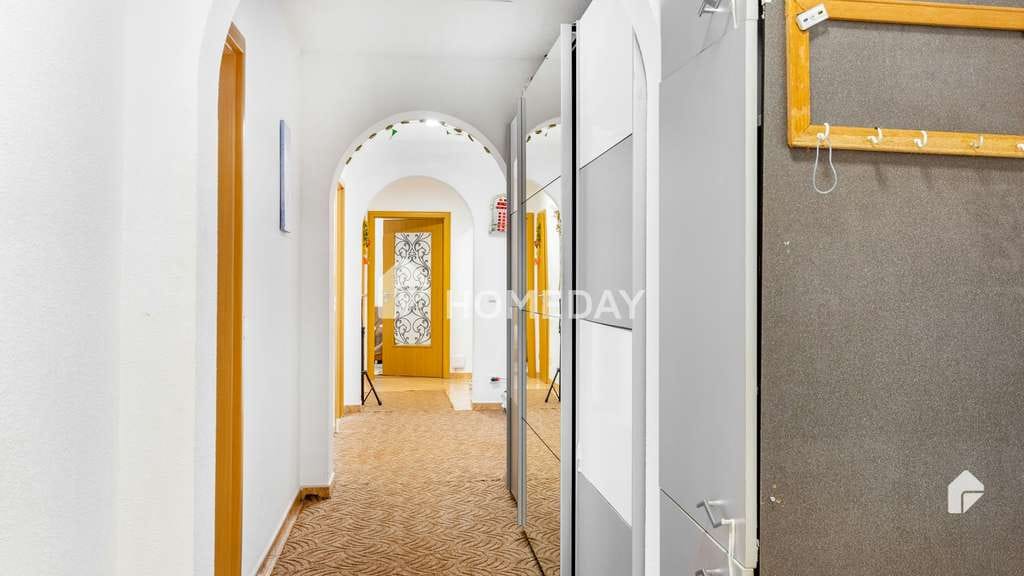 Immobilie in Osnabrück - Großzügige 4-Zimmer-Wohnung mit Loggien und Stellplatz - zentrumsnah  - Bild 3