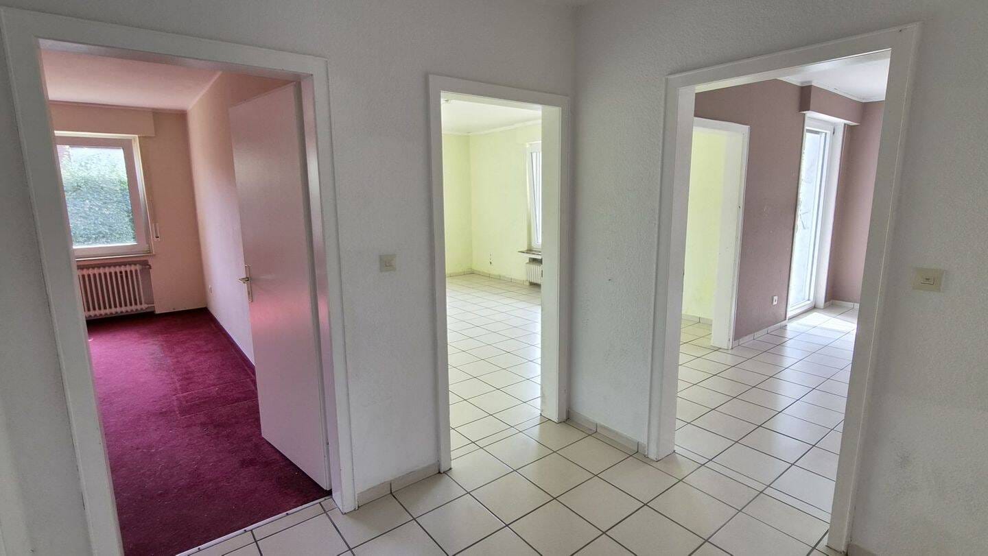 Immobilie in Bad Iburg - Attraktives Zweifamilienhaus auf Eigentumsgrundstück in naturnaher Lage von Bad Iburg - Bild 3