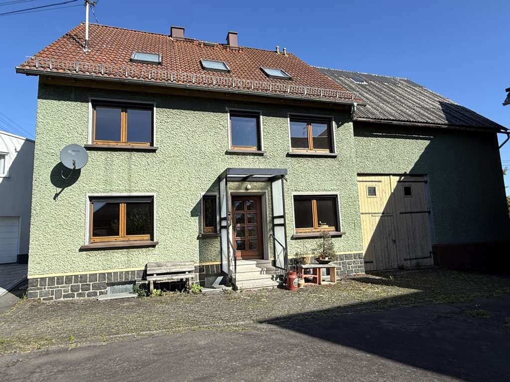 Immobilie in Rotenhain - Solides Einfamilienhaus mit Scheune und Garten in Rotenhain! - Bild 1