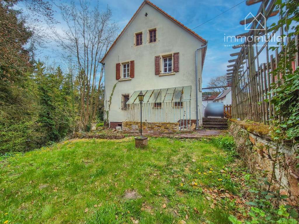 Immobilie in Altleiningen - Charmantes Bauernhaus mit zusätzlichem Mehrfamilienhaus & riesigem Gartenland in Höningen - Bild 3