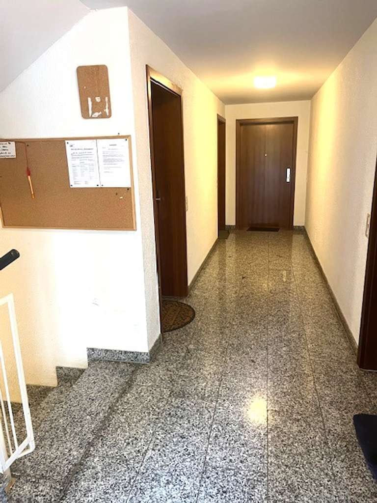 Immobilie in Karlsbad - Hübsche und ansprechende 2 Zimmer DG-Wohnung in ruhiger Lage... - Bild 1