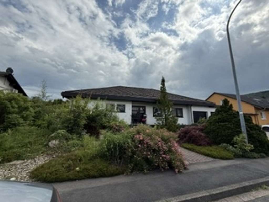 Immobilie in Reinhardshagen - Dieser Bungalow kann Ihr neues zu Hause sein - Bild 0