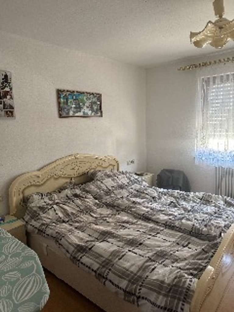 Immobilie in Beuren - Kapitalanleger aufgepasst! Gemütliche 2 Zimmer - Wohnung im 1. OG mit großem Südbalkon - Bild 3