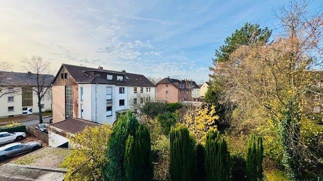 Immobilie in Oer-Erkenschwick - VERKAUFT!! Helle und ruhige 3 Zimmer Wohnung mit Garage und Balkon- renovierungsbedürftig !!! - Bild 1
