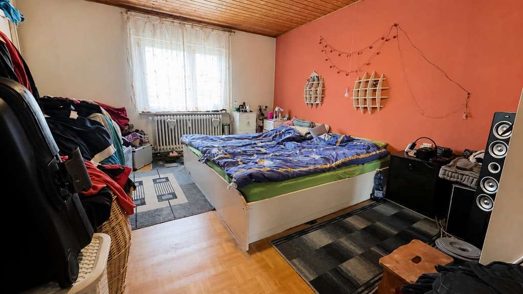 Immobilie in Krottelbach - Großzügiges Wohnhaus mit zwei Wohneinheiten und weitläufigem Grundstück - Bild 4
