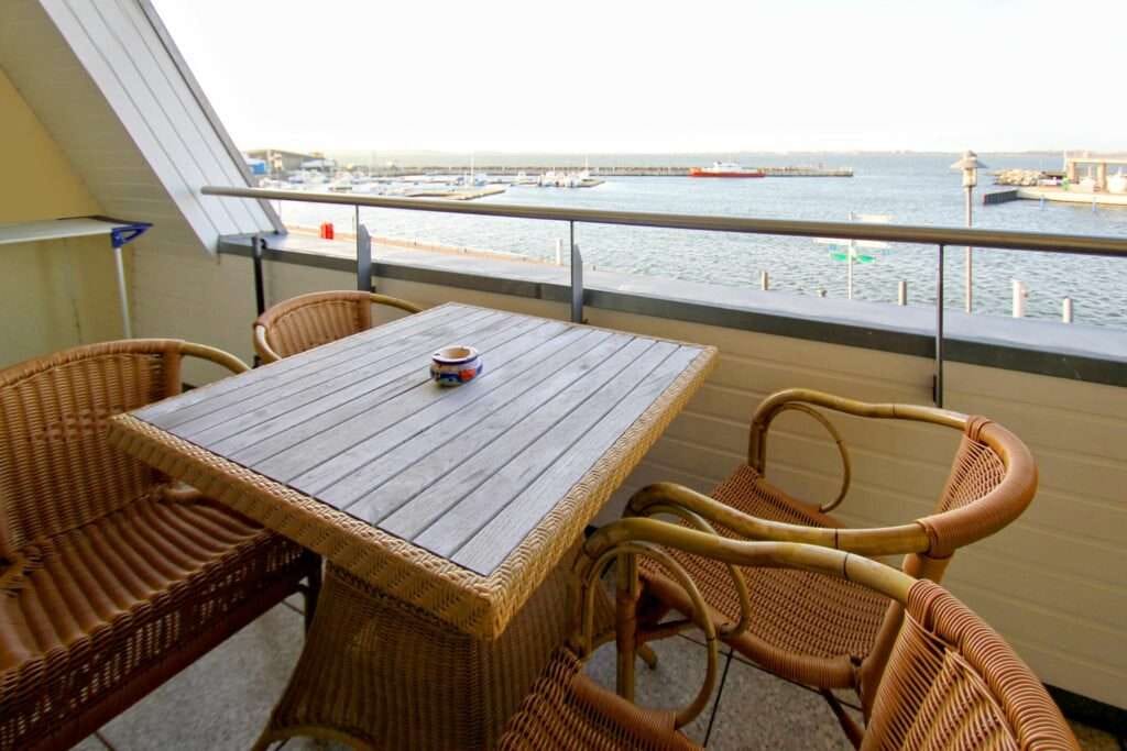 Immobilie in Wiek - Ferienwohnung in den Hafenhäusern Wiek - ohne Maklergeb. - Bild 2