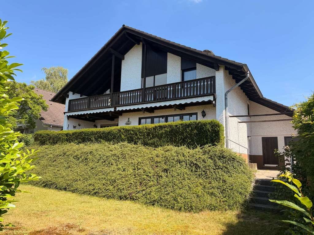 Immobilie in Siegburg - Gepflegtes, freistehendes Einfamilienhaus mit Garage in Siegburg Kaldauen. Erbbaurecht - Bild 2