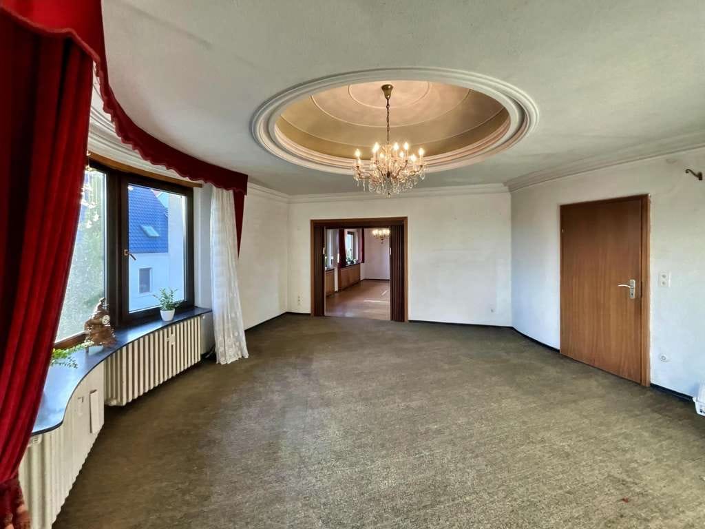 Immobilie in Schifferstadt - 134 m² Wohlfühlfläche auf einer Ebene -
Bereit, Ihr Traumzuhause zu werden! - Bild 0