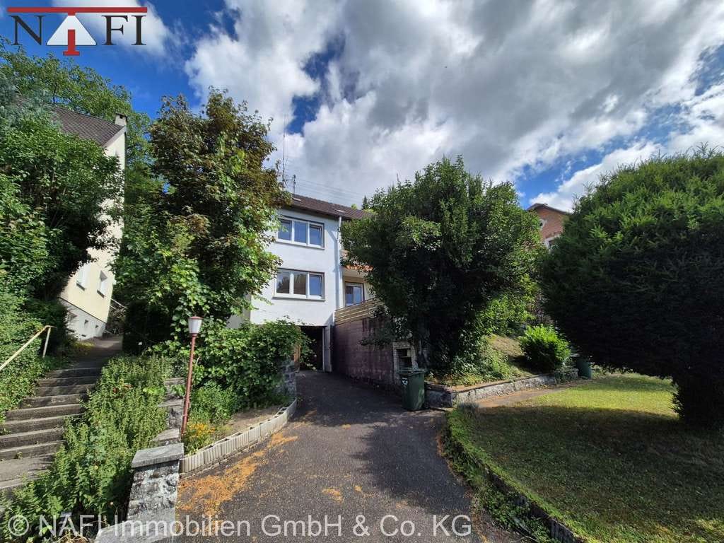 Immobilie in Schwäbisch Gmünd - **Großzügiges Mehrfamilienhaus in idyllischer, sonniger Lage nahe der Natur** - Bild 0