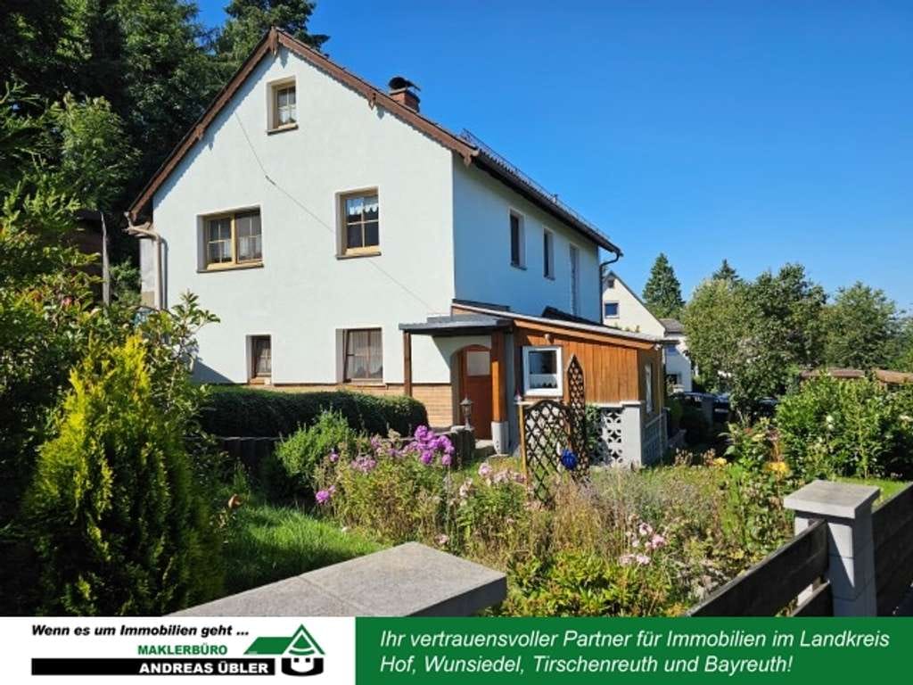 Immobilie in Thierstein - Solides Einfamilienhaus mit Balkon & Loggia - Bild 0