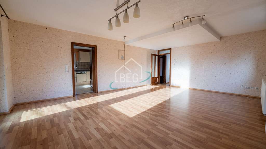 Immobilie in Schwäbisch Hall - Großzügige 5-Zimmer-Wohnung 
mit flexibler Aufteilung - Bild 0