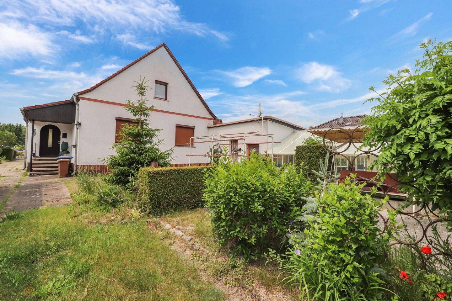 Immobilie in Möser - Charmantes Einfamilienhaus mit viel Platz - Bild 3
