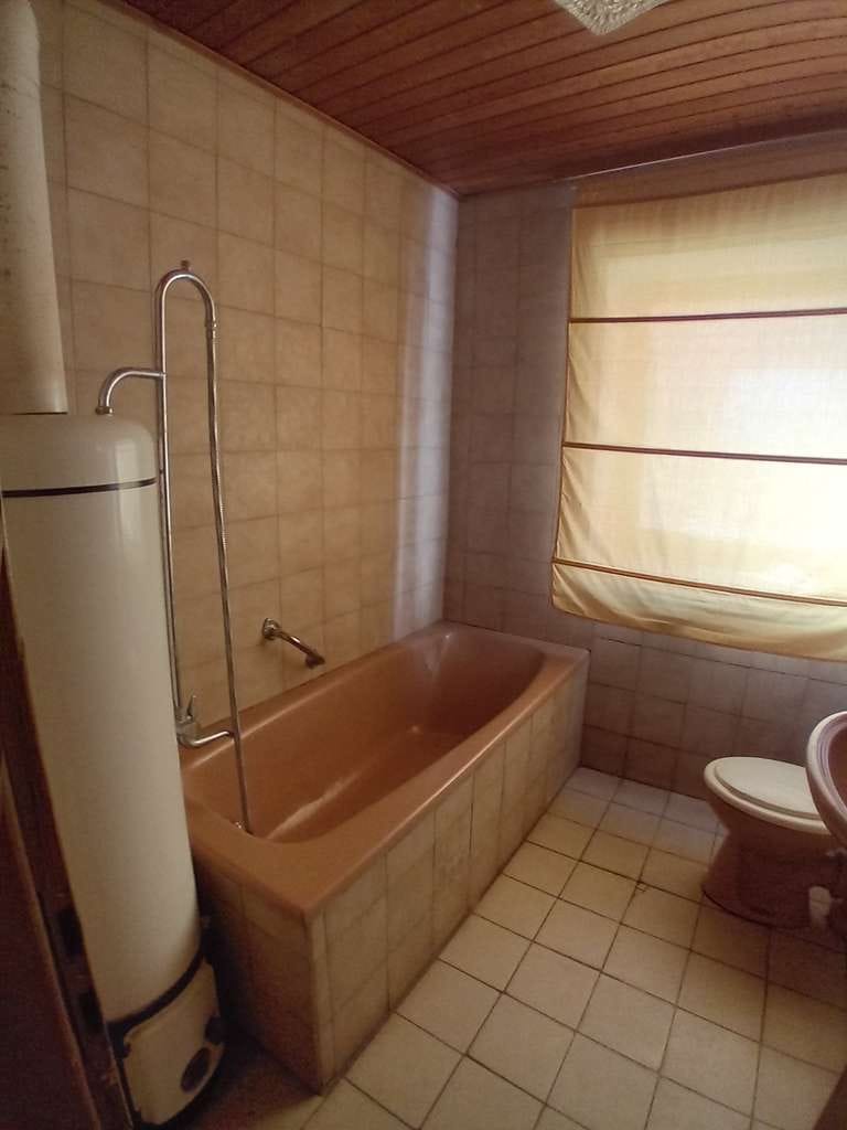Immobilie in Ebermannstadt - 1400qm + Grosse Scheune + Einfamilienhaus - Bild 2