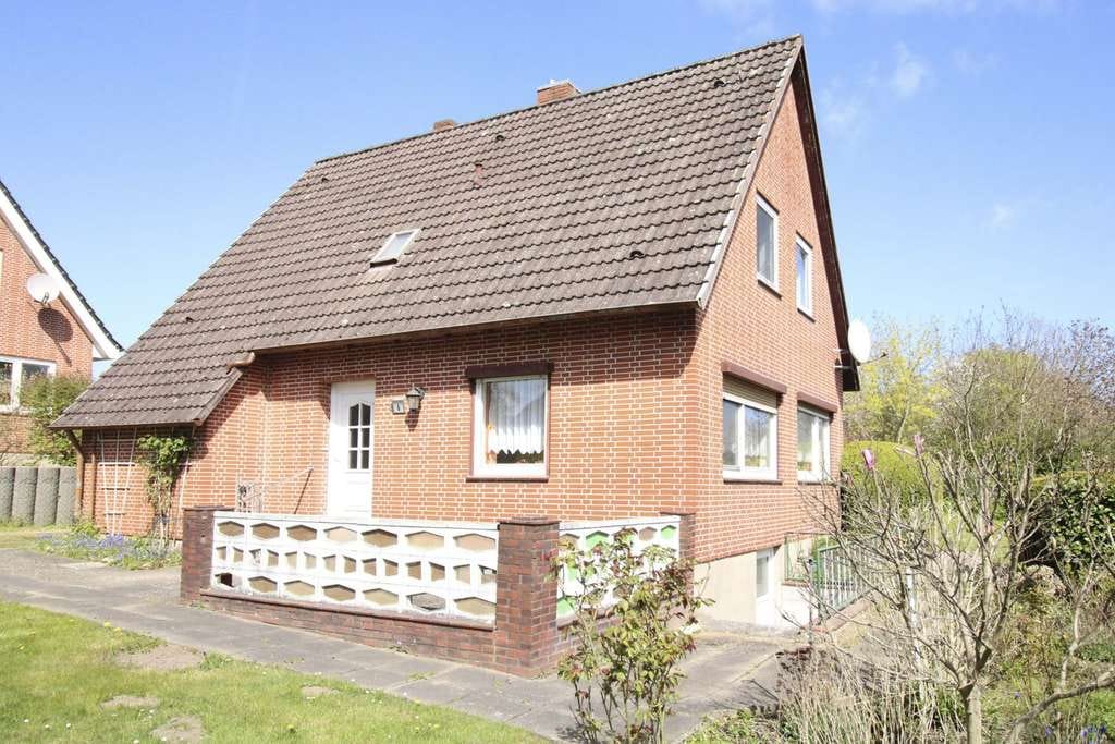 Immobilie in Pohnsdorf - Gepflegtes EFH mit großem Garten  & Doppelgarage nahe des Postsees - Bild 0