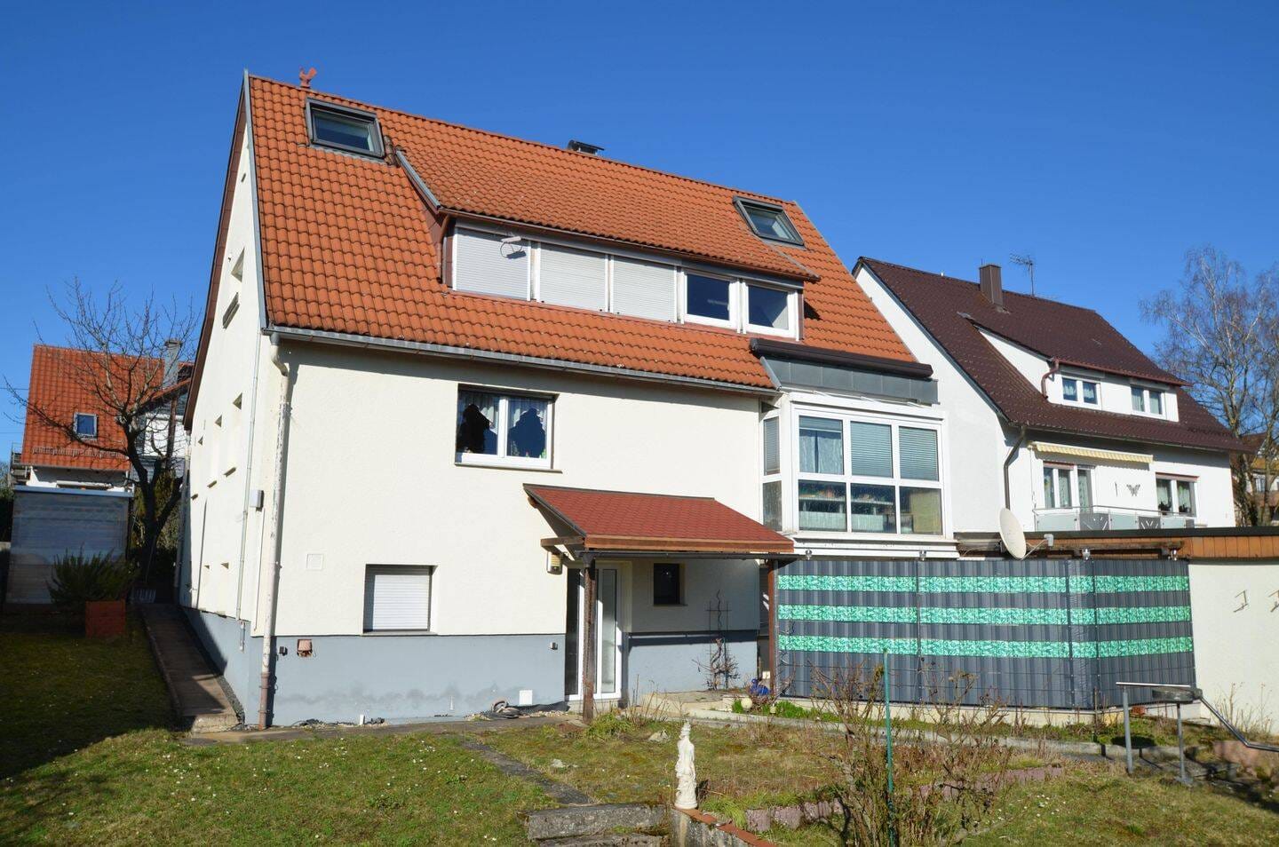 Immobilie in Rutesheim - Zweifamilienhaus in traumhafter Lage Rutesheims - Bild 1