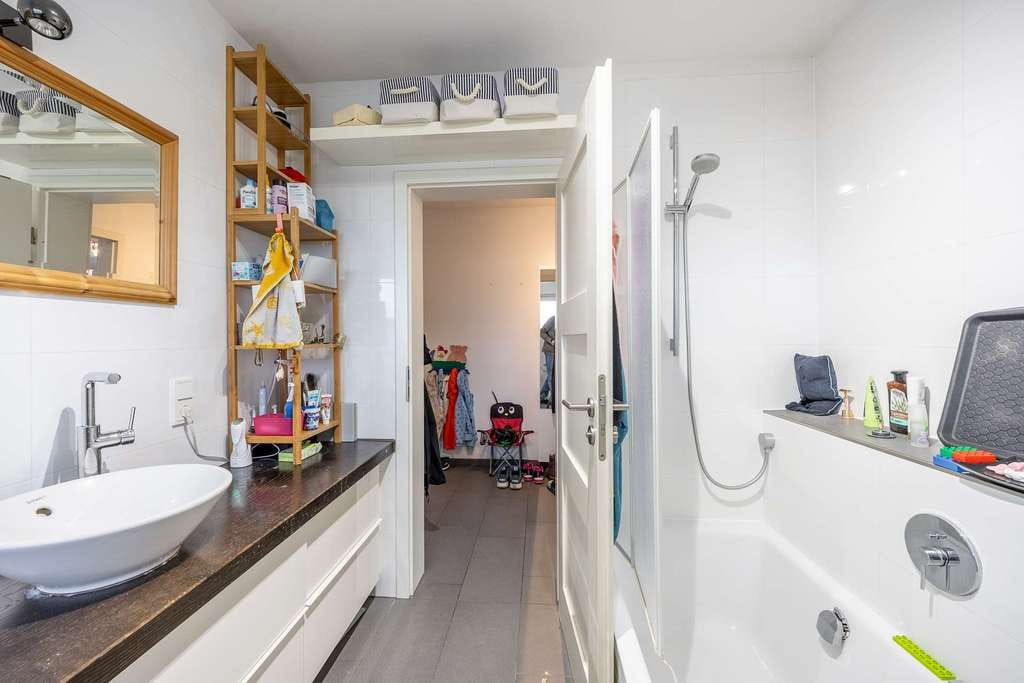 Immobilie in Hatten - Hatten – Sandkrug | 3-Zimmer-Dachgeschosswohnung mit Stellplatz, Keller & ausgebautem Dachboden! - Bild 4