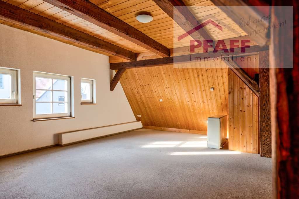 Immobilie in Meßkirch - Zuhause ankommen in Meßkirch!  Gut vermietete 2 Zi.-Maisonettewohnung im Zentrum - Bild 2