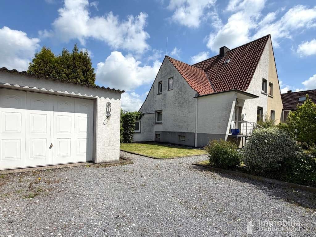 Immobilie in Kamen - Gestalten statt Kompromisse eingehen: Doppelhaushälfte mit Garage und großem Grundstück - Bild 2