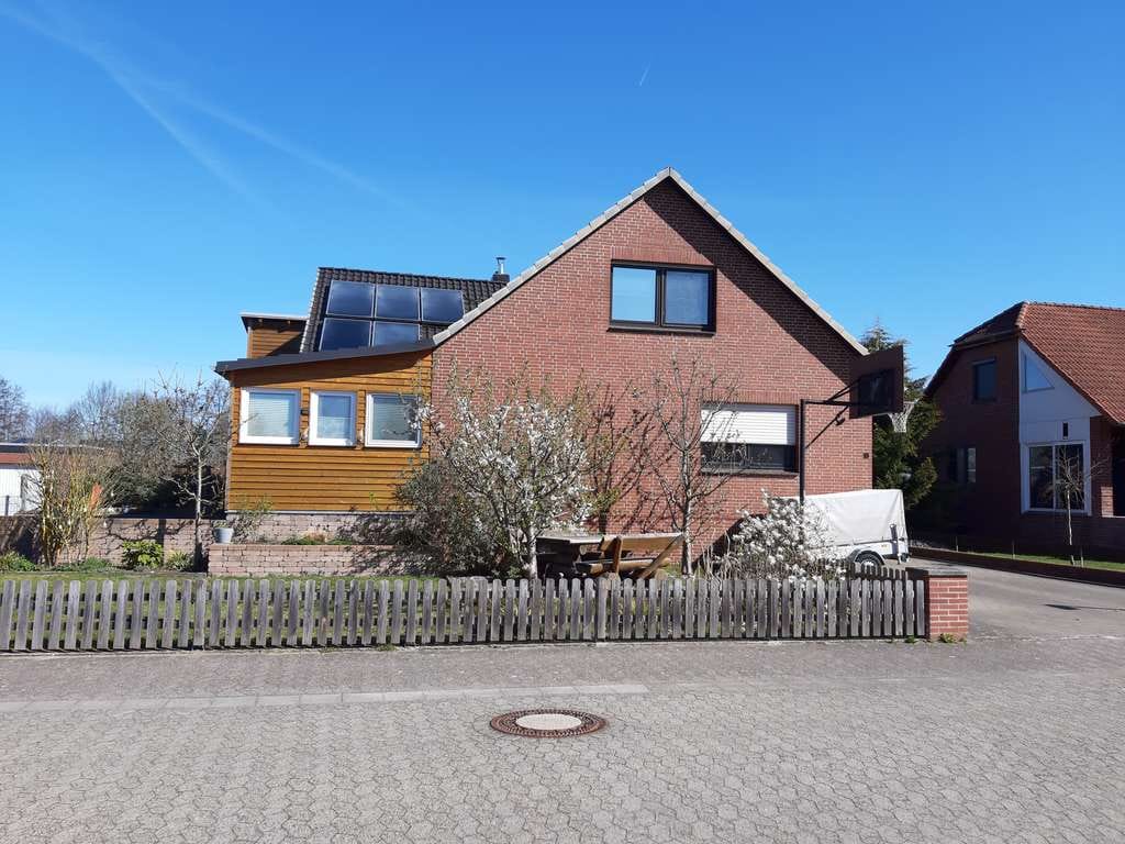 Immobilie in Schönewörde - Ganz schön viel Haus (248 m²) als EFH oder Zweifamilienhaus für ein fantastisches Kaufangebot - Bild 1
