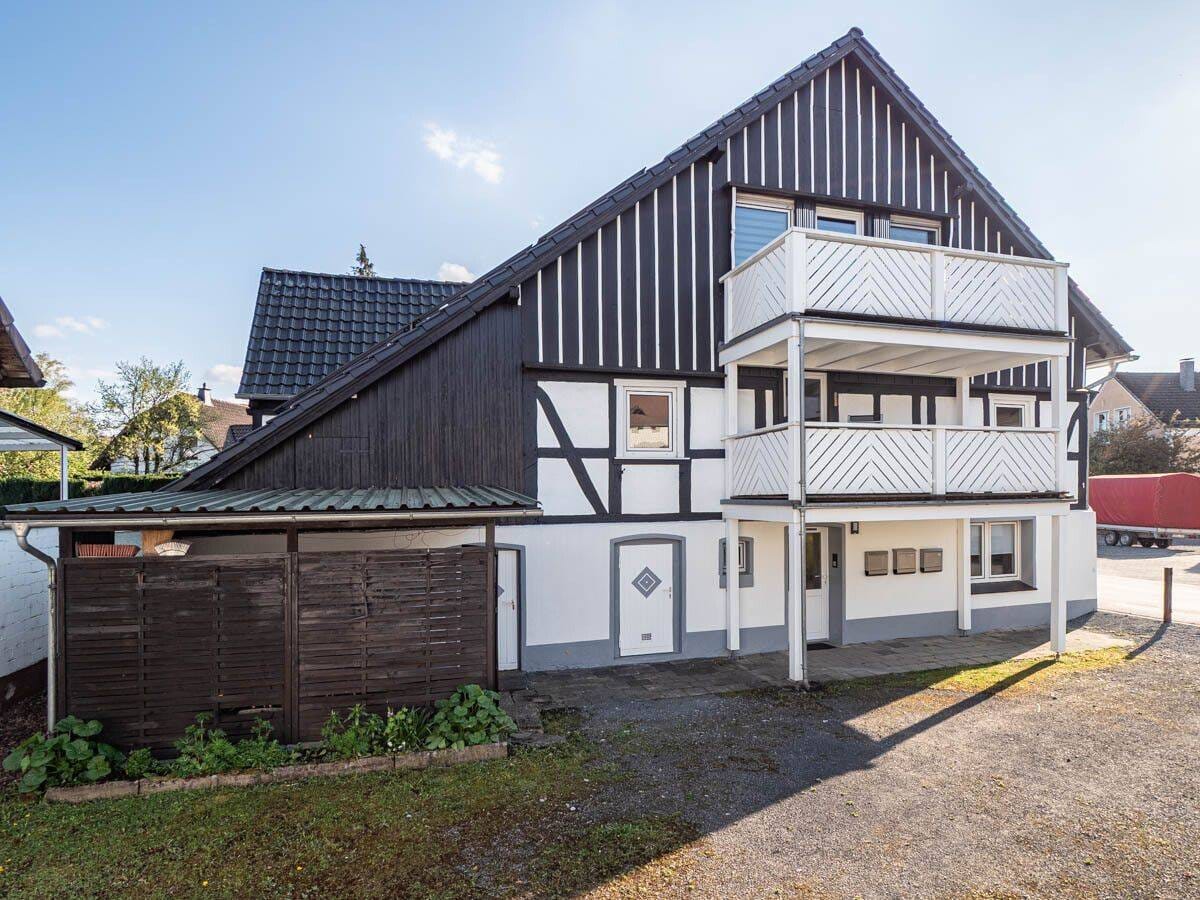 Immobilie in Sundern - Langfristig vermietetes Mehrfamilienhaus in Sundern-Hachen! - Bild 2