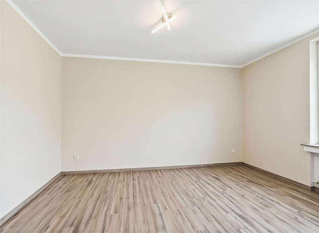 Immobilie in Großkrotzenburg - Direkt einziehen: Sanierte 3-Zimmer-Eigentumswohnung mit Balkon in Fußweite zum See - Bild 1