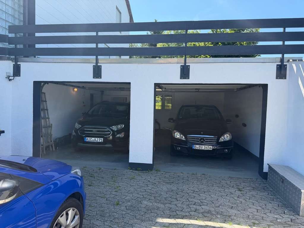 Immobilie in Kühbach - Großzügiges Zweifamilienhaus auf 1.150 m² Grundstück - Bild 3