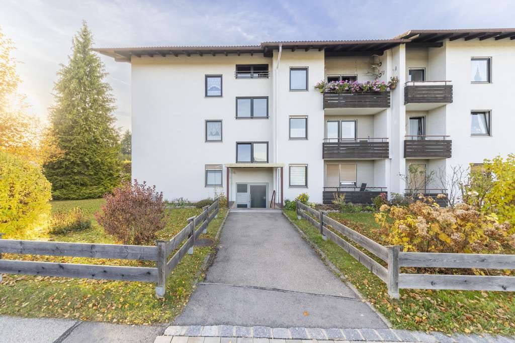 Immobilie in Siegsdorf - Kapitalanleger und Eigennutzer aufgepasst ! 3-Zi.-Whg in Siegsdorf - Bild 0