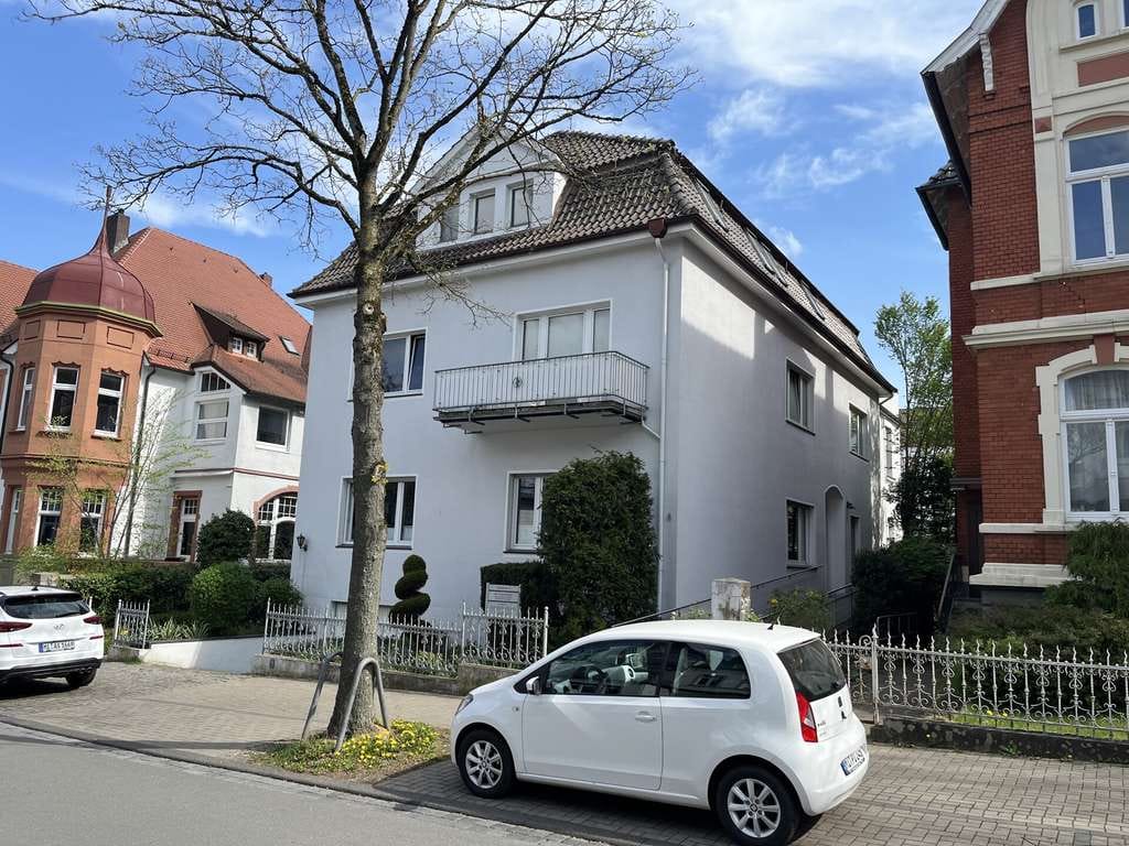 Immobilie in Bad Oeynhausen - Große Stadtvilla im Herzen von Bad Oeynhausen - Bild 1