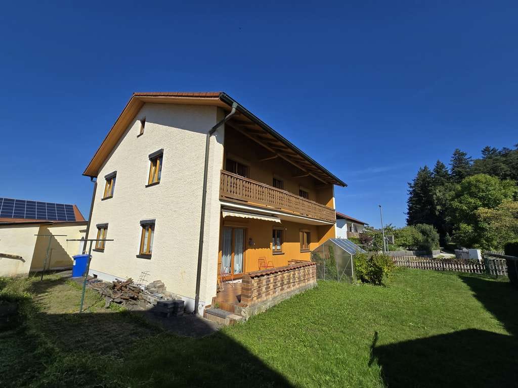 Immobilie in Polling - .... frei zum Selbstbezug - preiswertes Ein-Zweifamilienhaus mit rd. 160m² Wohnfläche.... - Bild 2