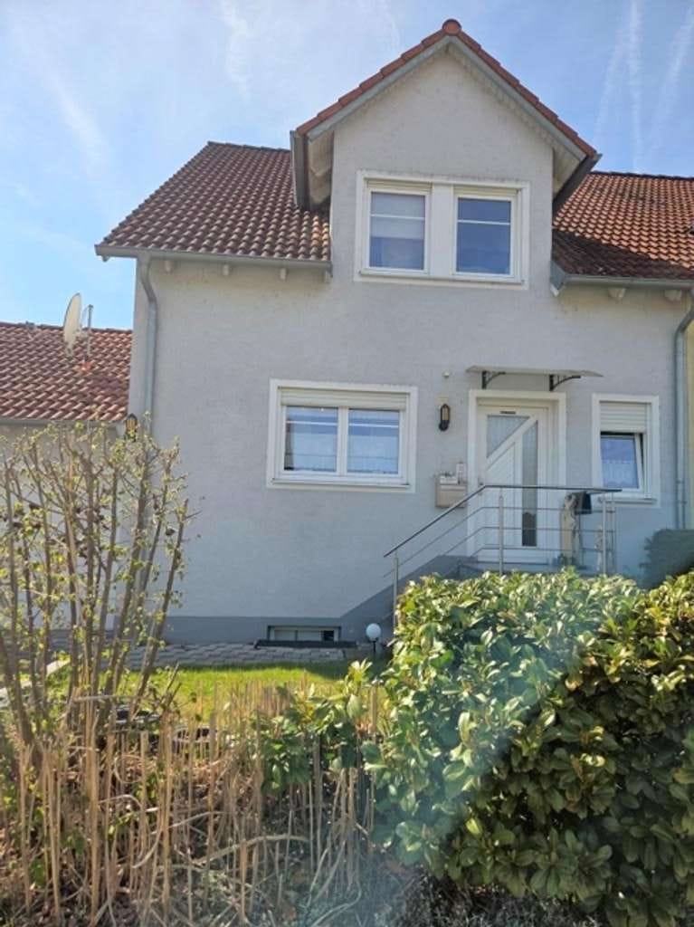 Immobilie in Teublitz - Sofort einziehen! Helles, gepflegtes  Raumwunder mit Einliegerwohnung, Doppelgarage, in toller Lage! - Bild 1