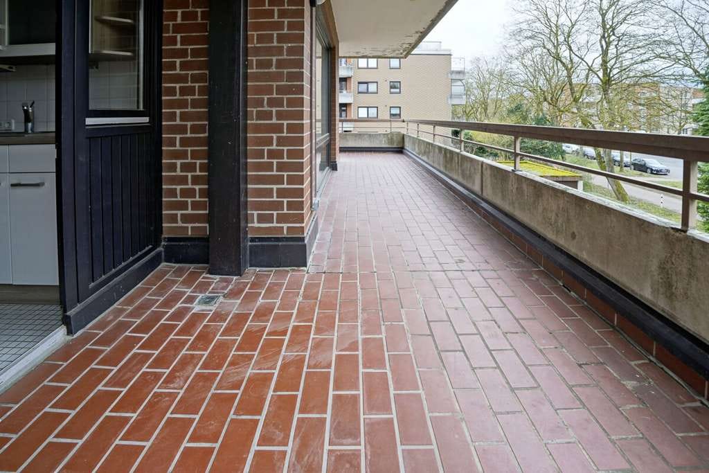 Immobilie in Langenhagen - Wohnen am Stadtpark Langenhagen: Gut geschnittene Wohnung mit großem Balkon und Garage - Bild 2