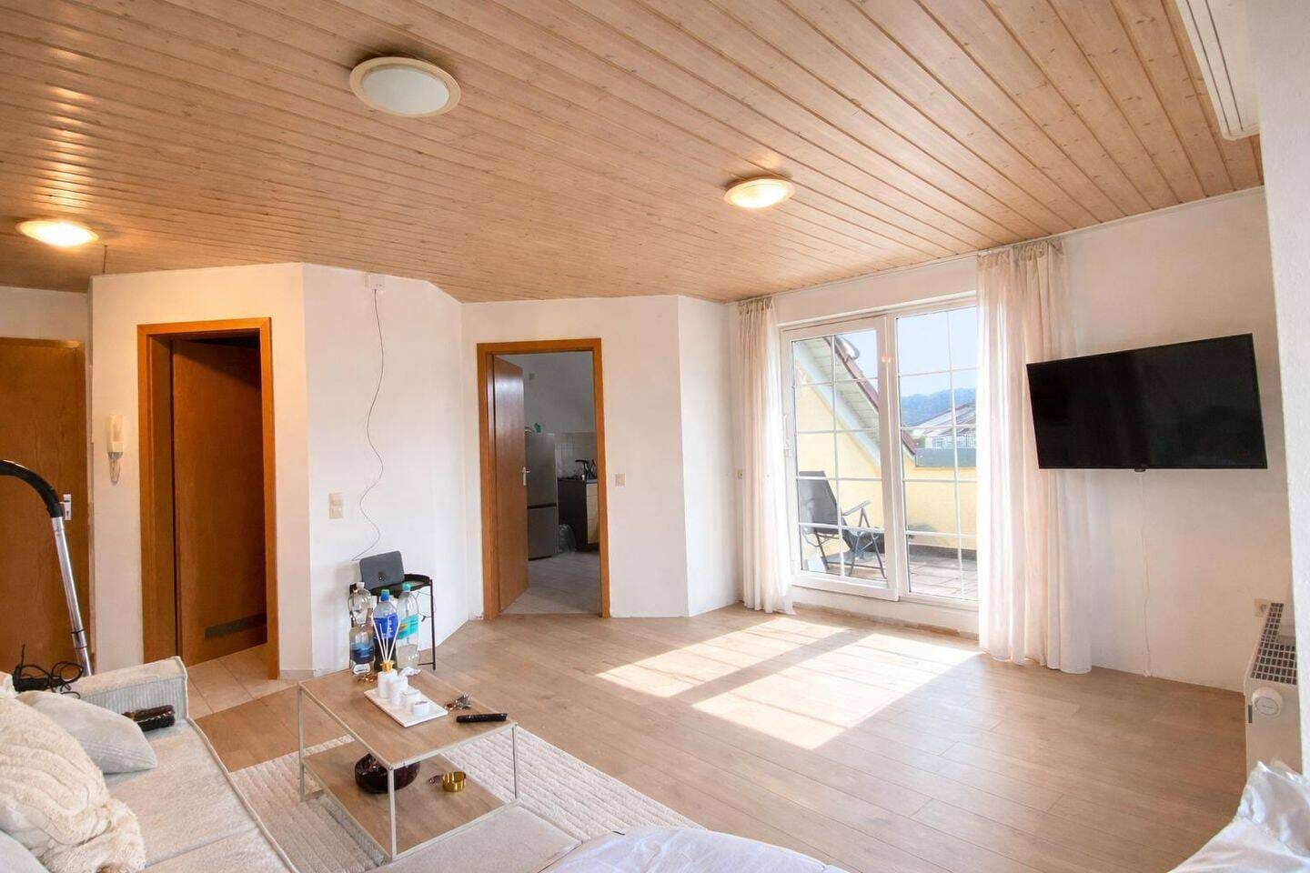 Immobilie in Rudersberg - Moderne 2-Zimmer-Dachgeschoßwohnung mit großem Ausbaupotential - Bild 1
