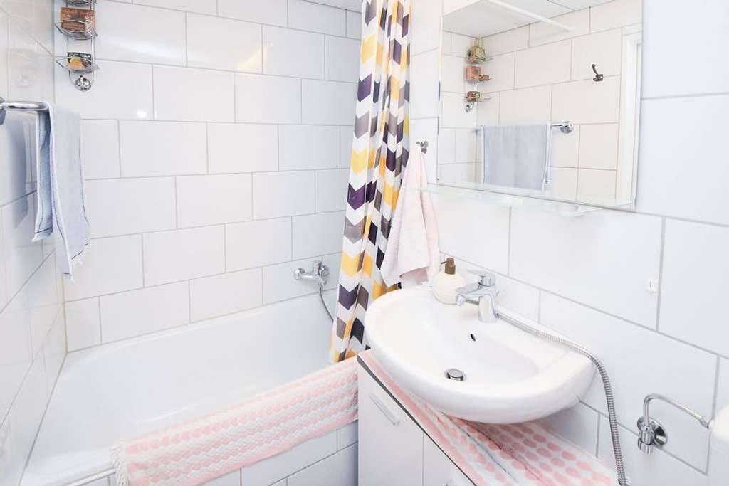 Immobilie in Bad Salzuflen - Gepflegte 2-Zimmer-Eigentumswohnung mit Balkon in Bad Salzuflen! - Bild 3