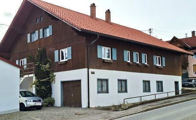 Immobilie in Obergünzburg - Ehemalige Sennerei mit viel Platz und Ausbaupotenzial im Bergdorf Ebersbach bei 87634 Obergünzburg - Bild 0