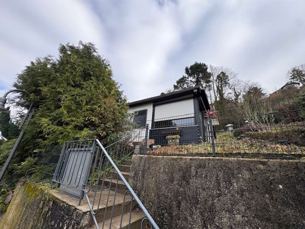 Immobilie in Remagen - Charmantes Haus in Höhenlage - Weitblick über Remagen inklusive - Bild 1