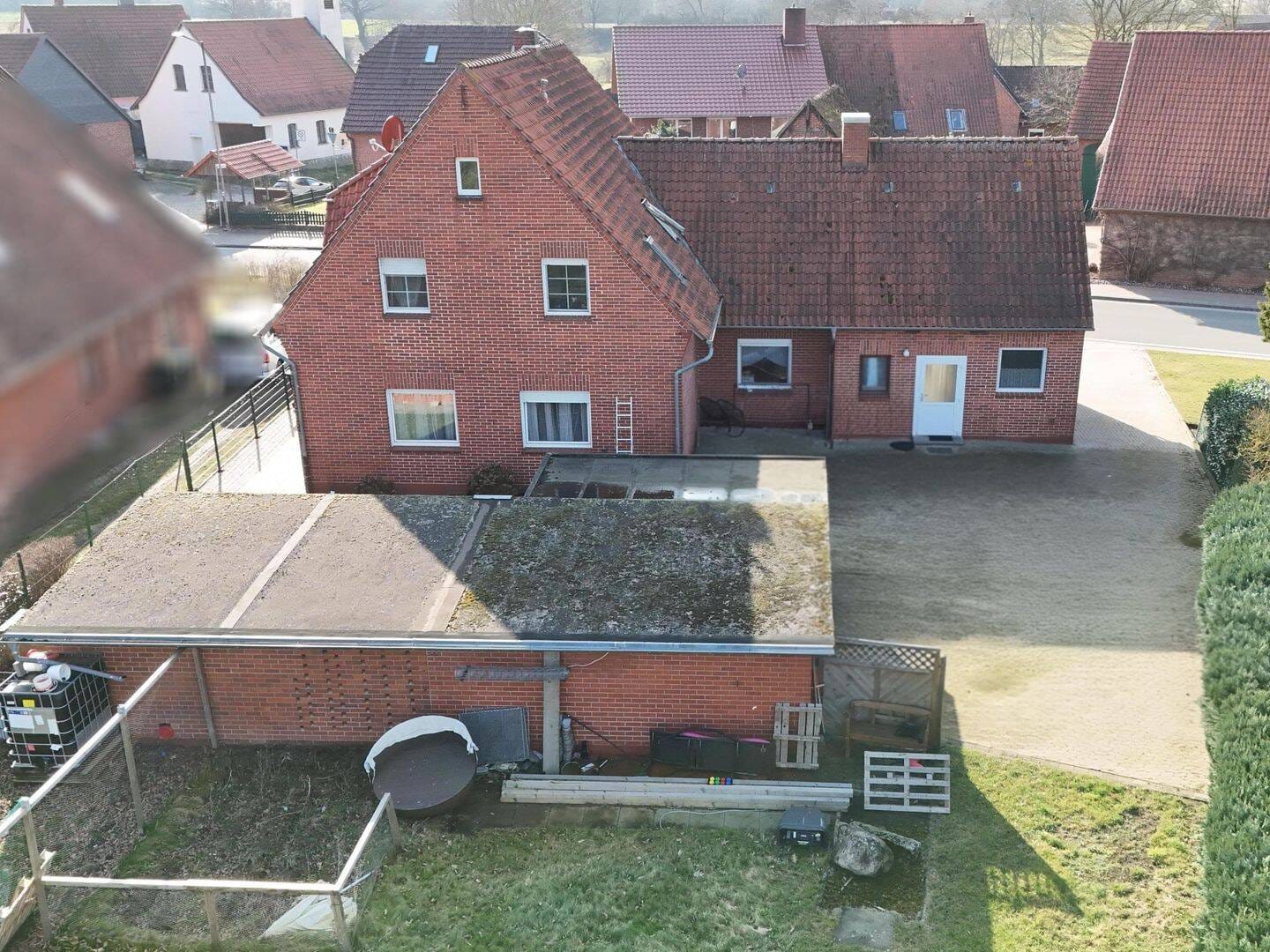 Immobilie in Petershagen - Vielfältige Nutzungsmöglichkeiten: Zweifamilienhaus in Petershagen! - Bild 3