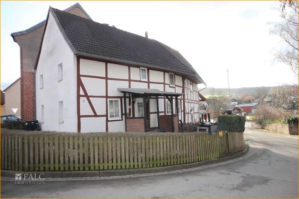 Immobilie in Kirchbrak - Preis gesenkt!
160 qm Wohnfläche mit Renovierung zum günstigen Haus - Bild 1