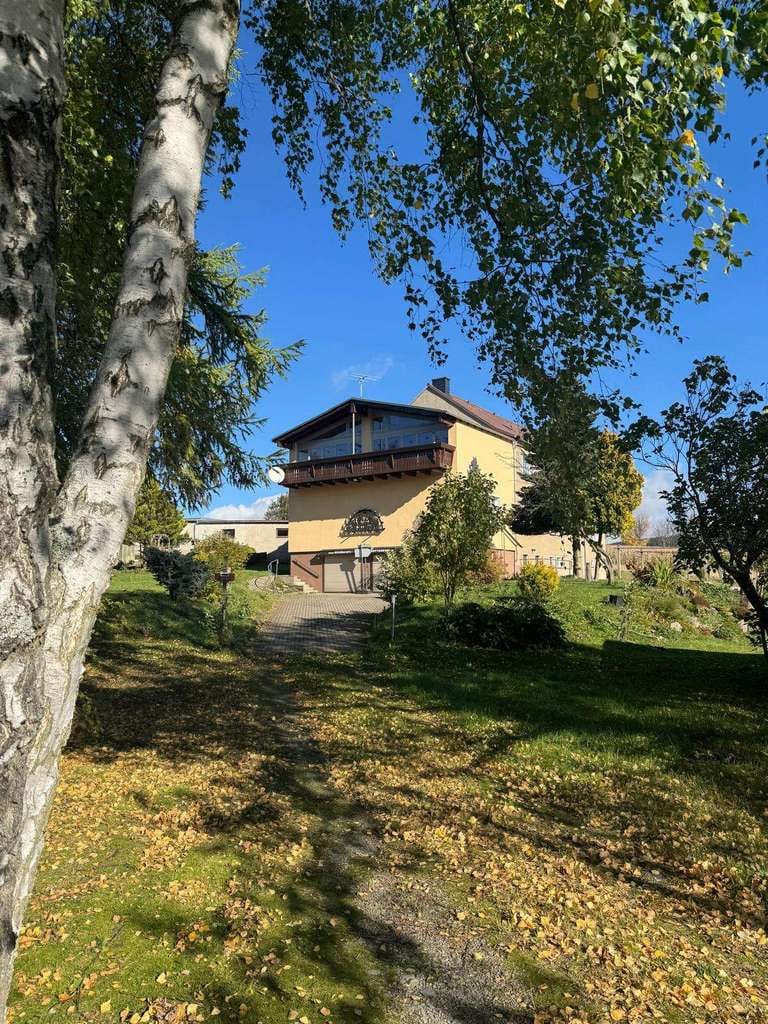 Immobilie in Crottendorf - So viel Platz im neuen Zuhause! ETW mit Garten und Garagen! - Bild 1